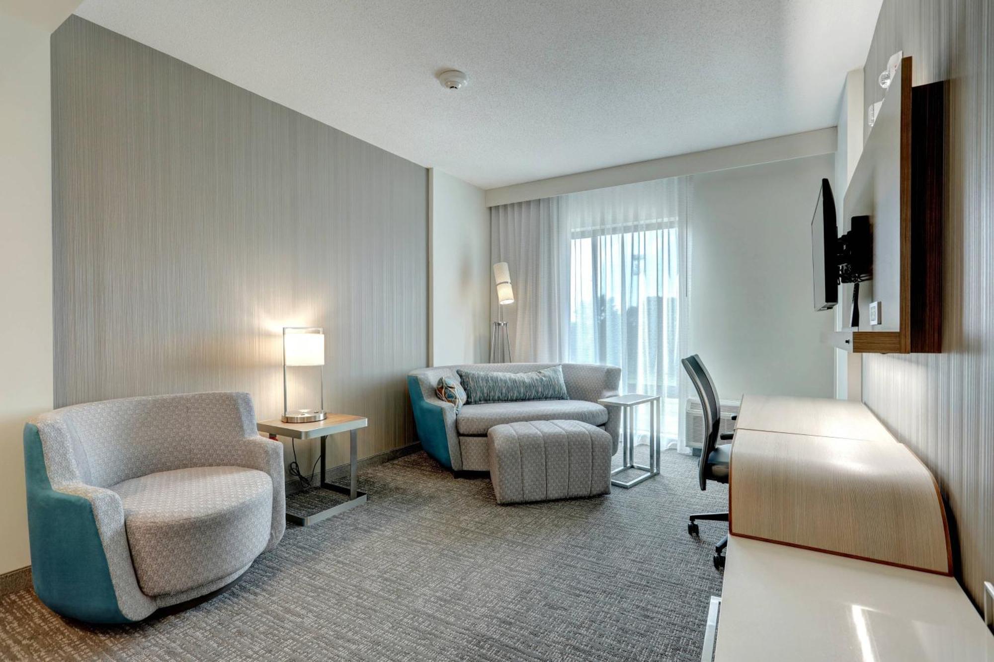 Courtyard By Marriott Deptford Otel Almonesson Dış mekan fotoğraf